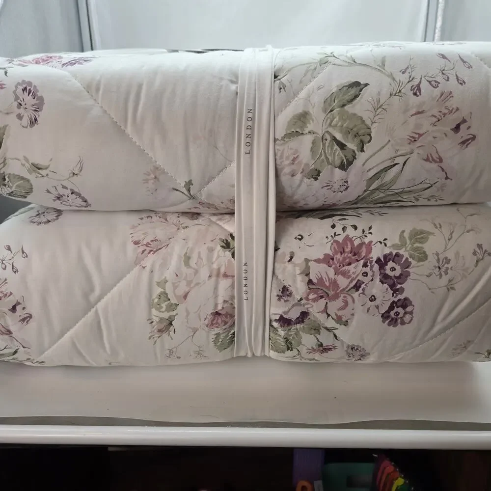 NEW Cabbages & Roses Constance Purple Pink Queen Comforter 3pc Set Cottage PEONY
